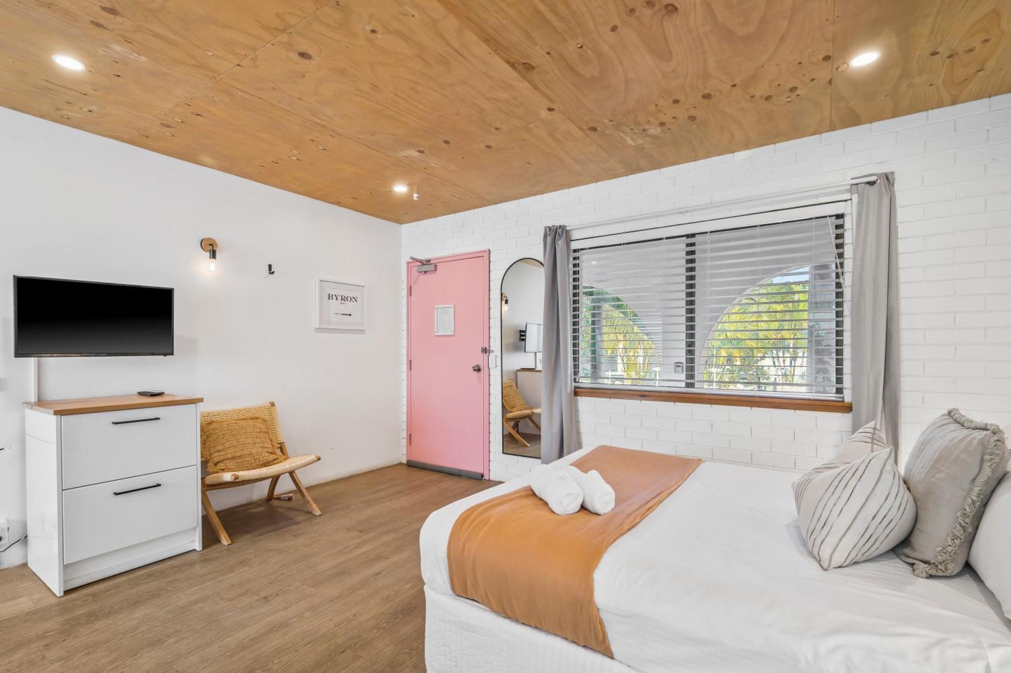 The Med Crescent Head Motel Ngoại thất bức ảnh